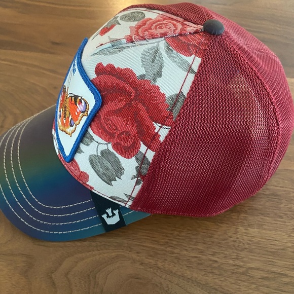 Groorin Bros, The Farm Animal Trucker Cap. Kaleidoscope, Metamorphosis Butterfly - Picture 6 of 8